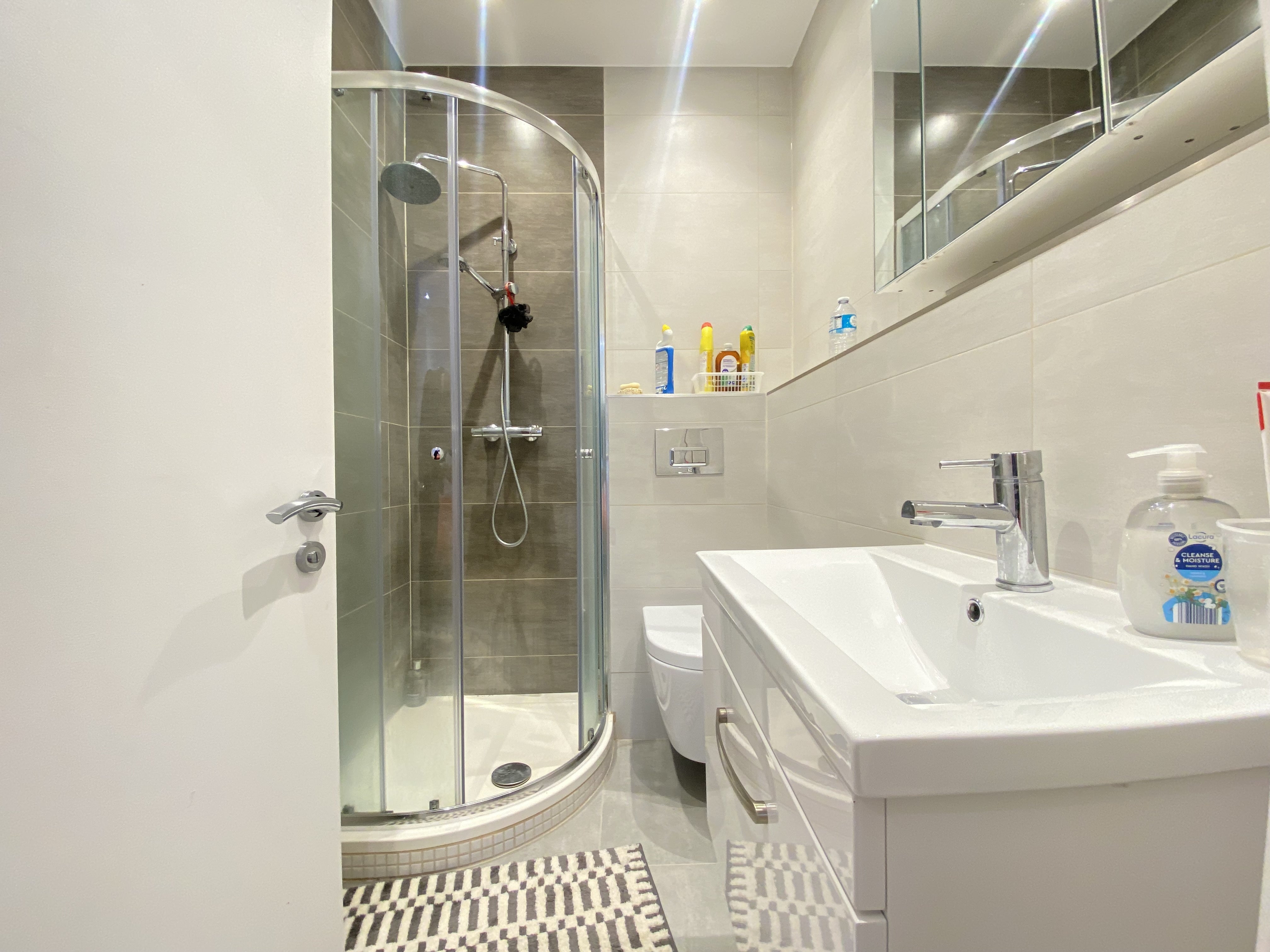 Flat Mote Road in Maidstone