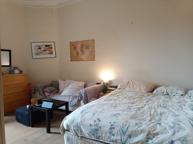Room Warrender Park Road in City of Edinburgh