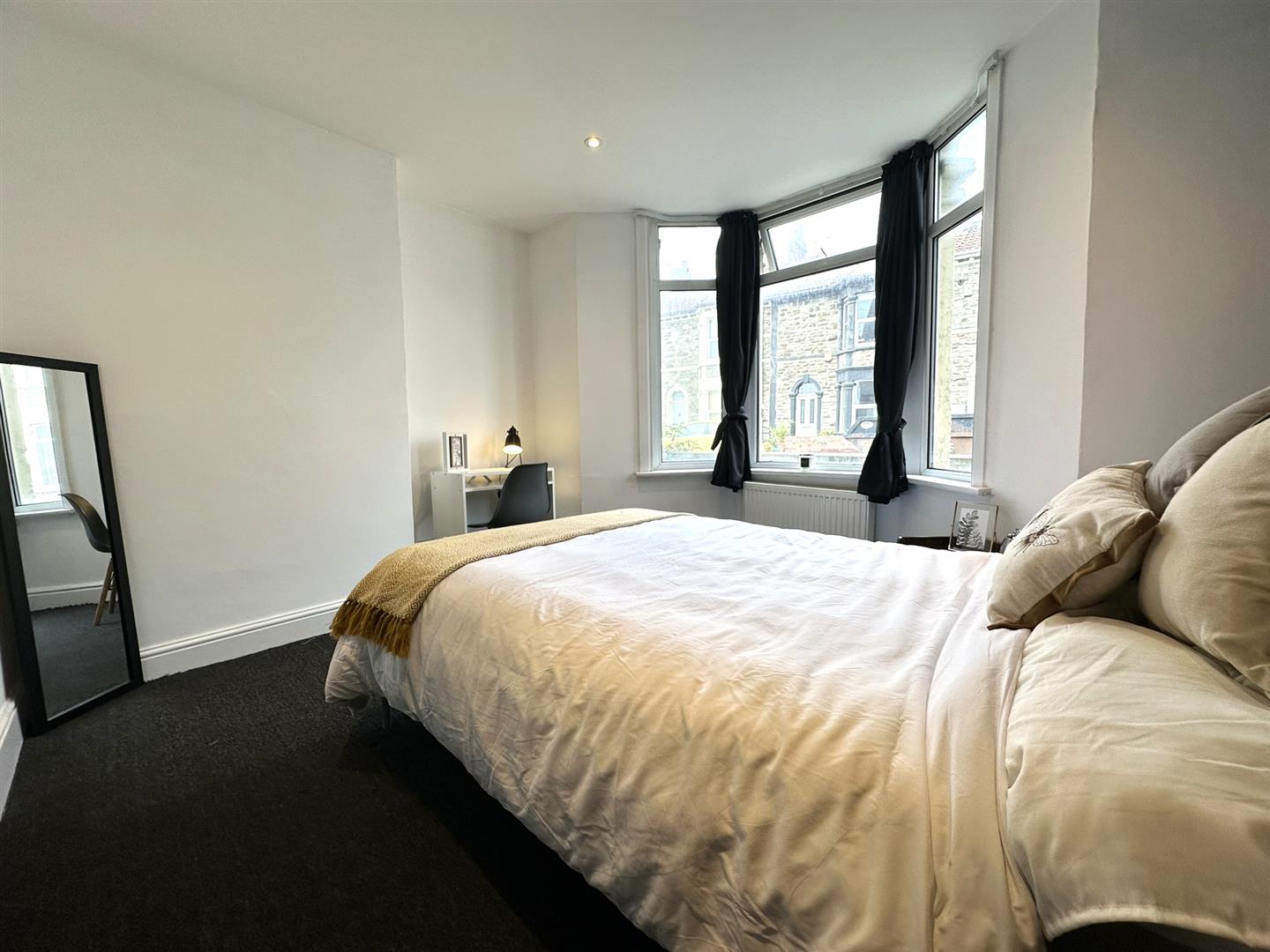 Room Avonvale Road in Bristol