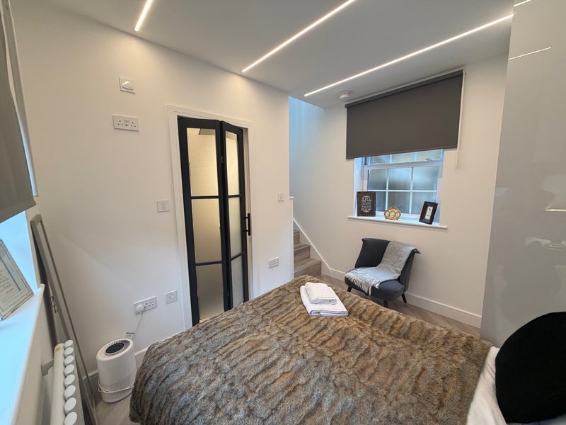Flat Kilburn Lane in City of Westminster