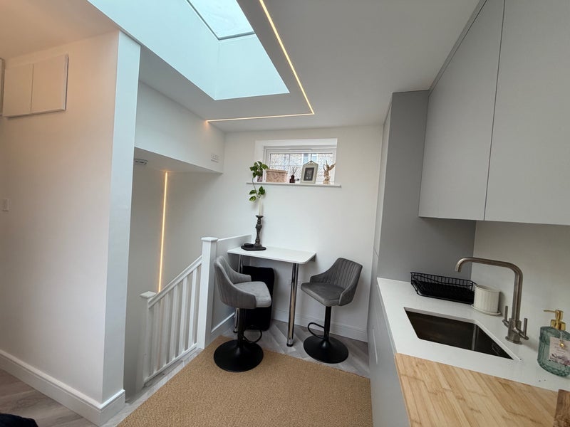 Flat Kilburn Lane in City of Westminster