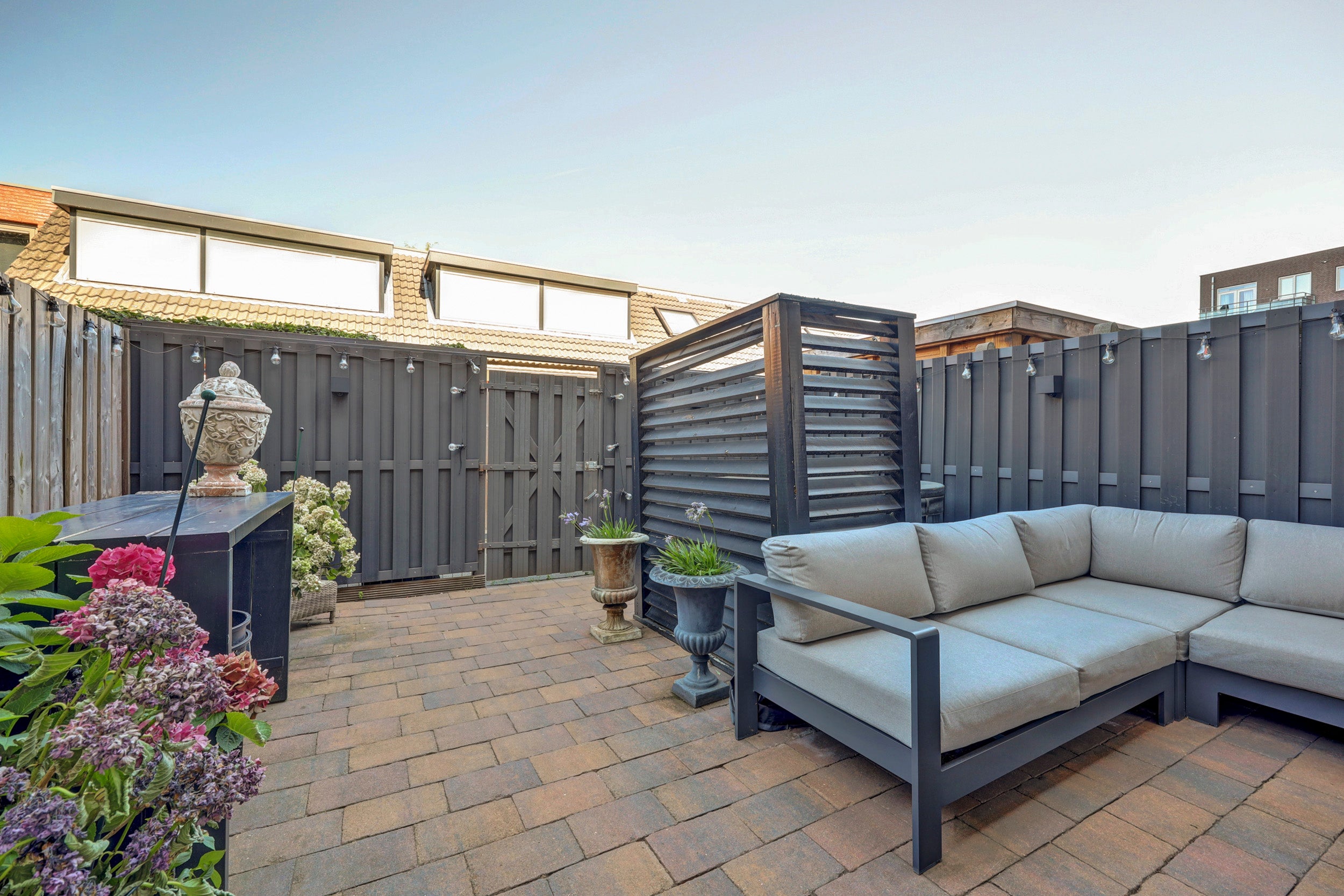 Tussenwoning te koop: Maasboulevard 10, Zwijndrecht