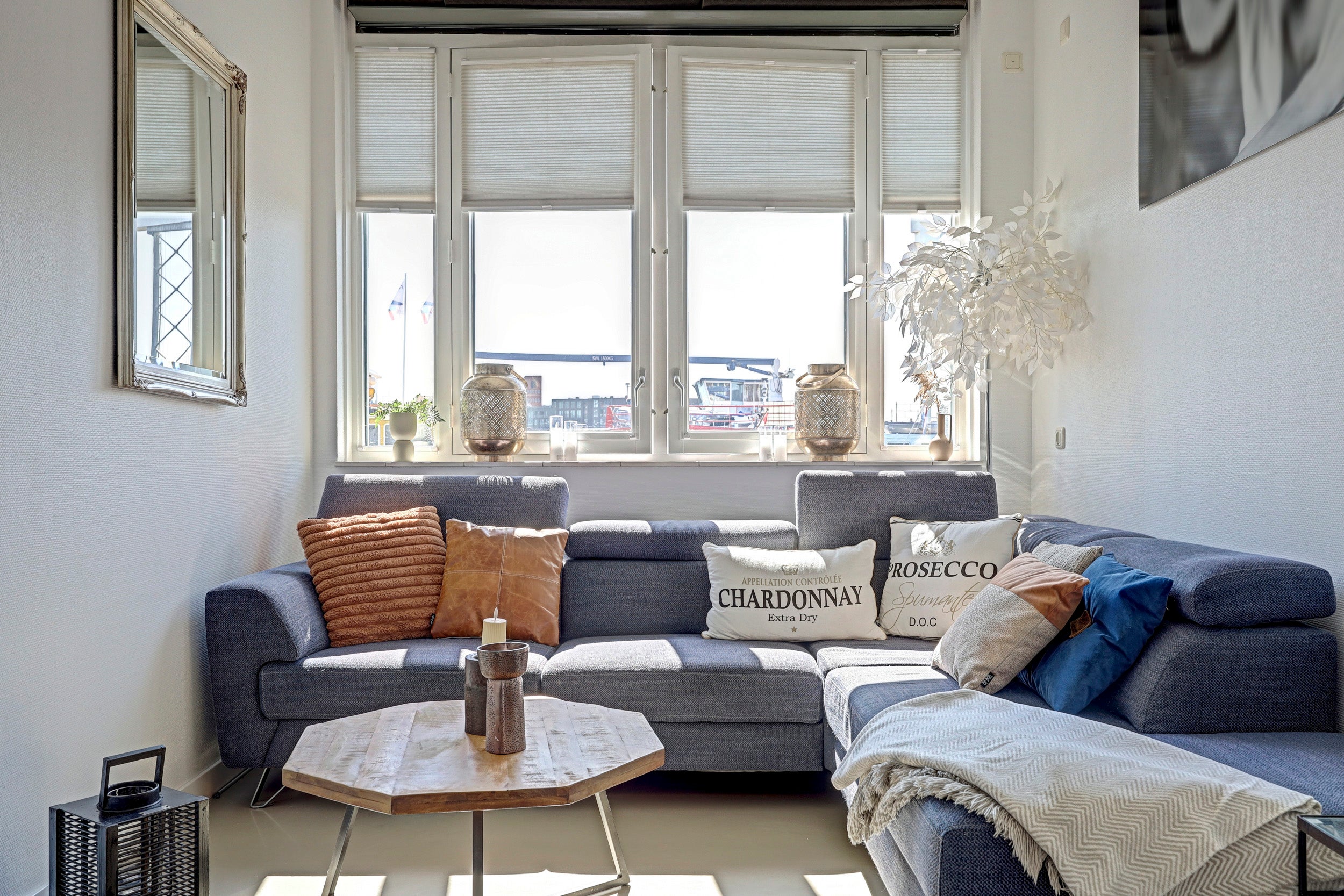 Tussenwoning te koop: Maasboulevard 10, Zwijndrecht