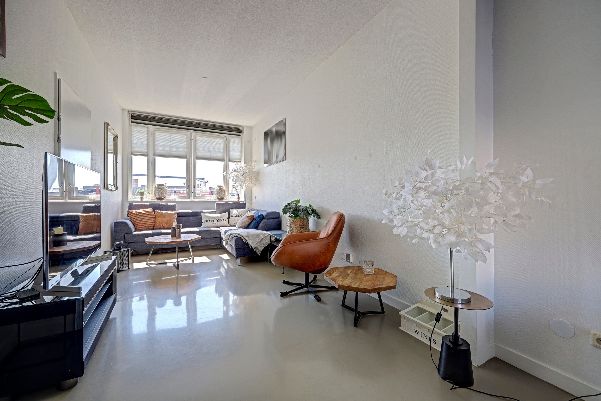 Tussenwoning te koop: Maasboulevard 10, Zwijndrecht