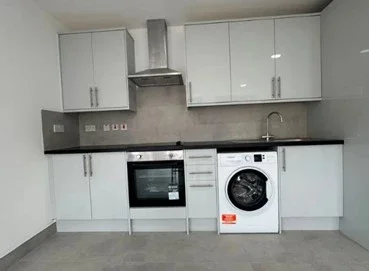 Flat Uxbridge Road in Greater London