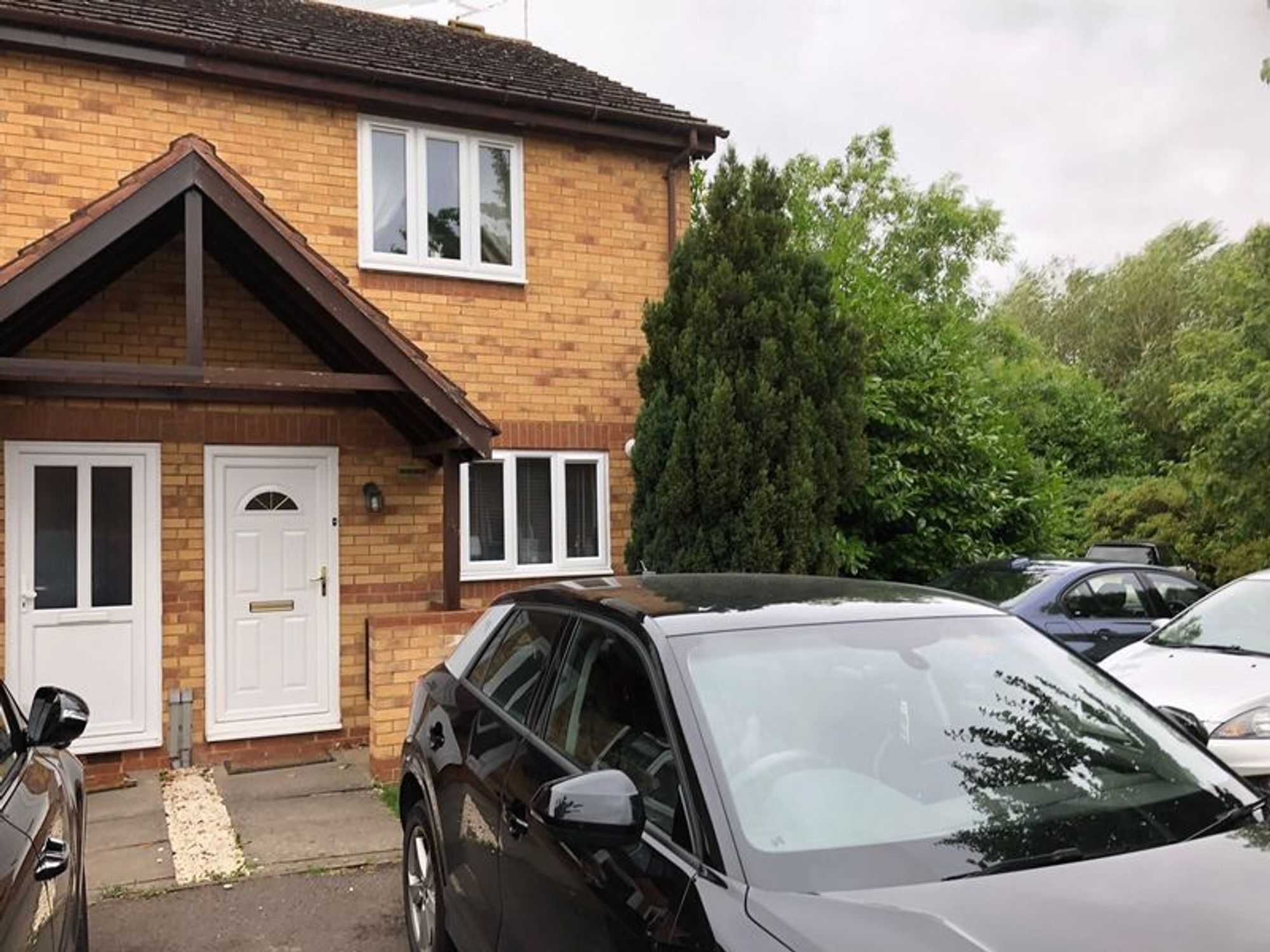 House Heron Drive in Cherwell District