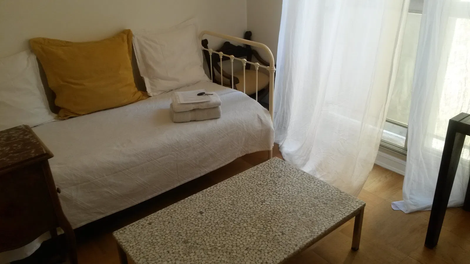 Chambre Rue Leneveux à Paris
