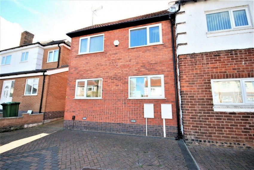 Flat Southlea Avenue in Royal Leamington Spa