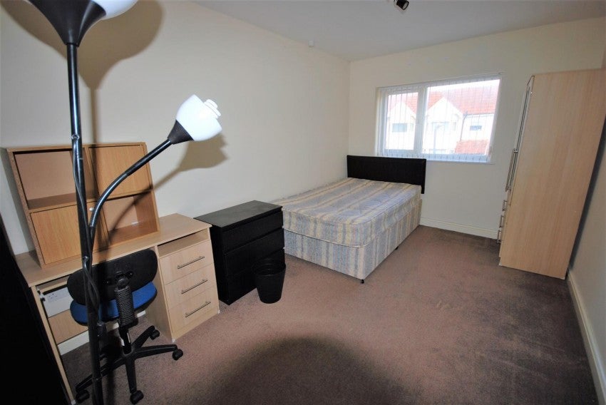 Flat Southlea Avenue in Royal Leamington Spa