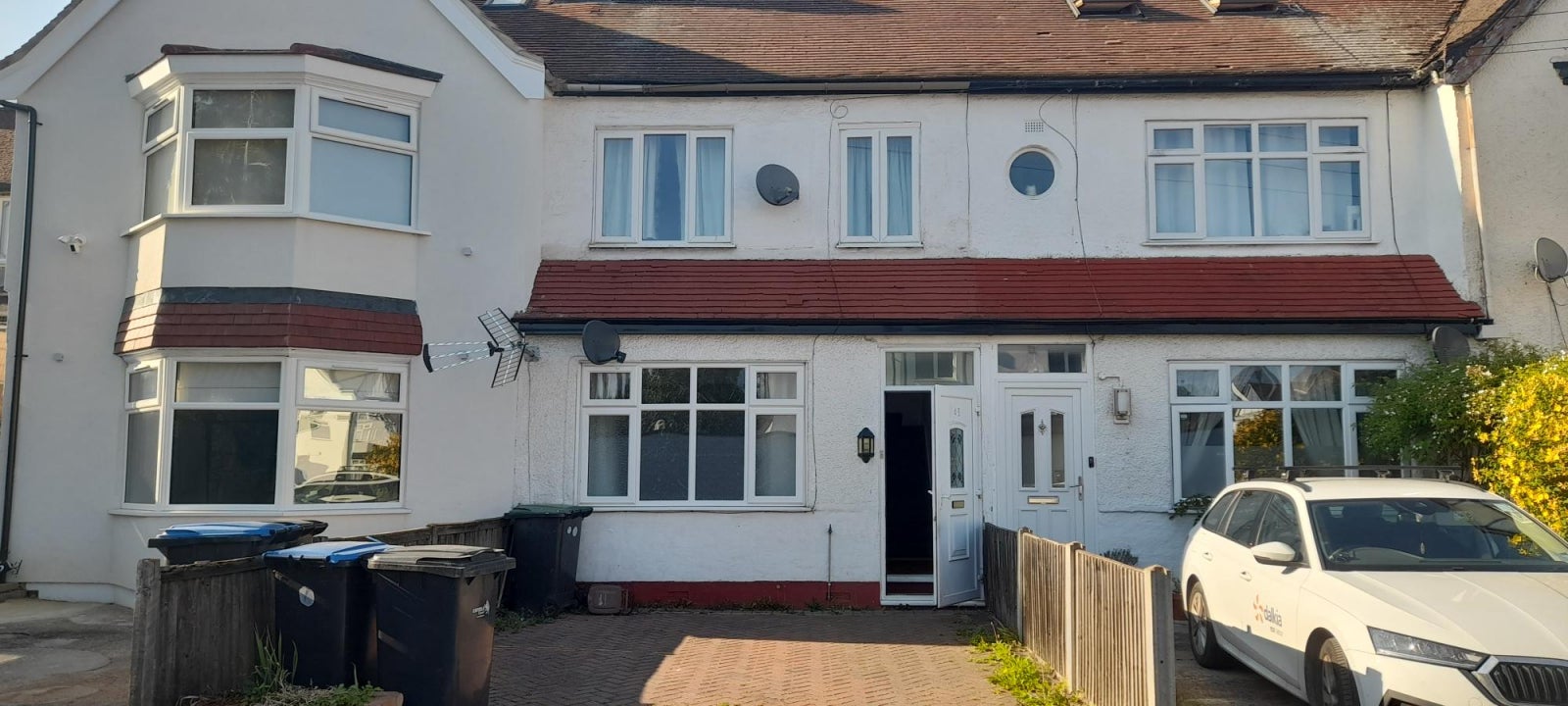 House Tiverton Road in Greater London