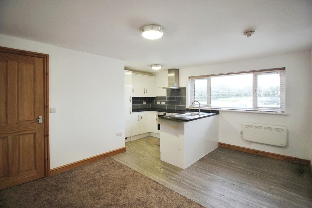 Flat Jubilee Road in Buckley