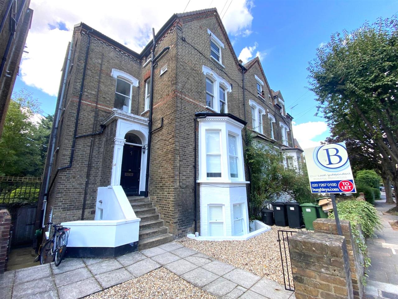 Flat Lady Margaret Road in Greater London