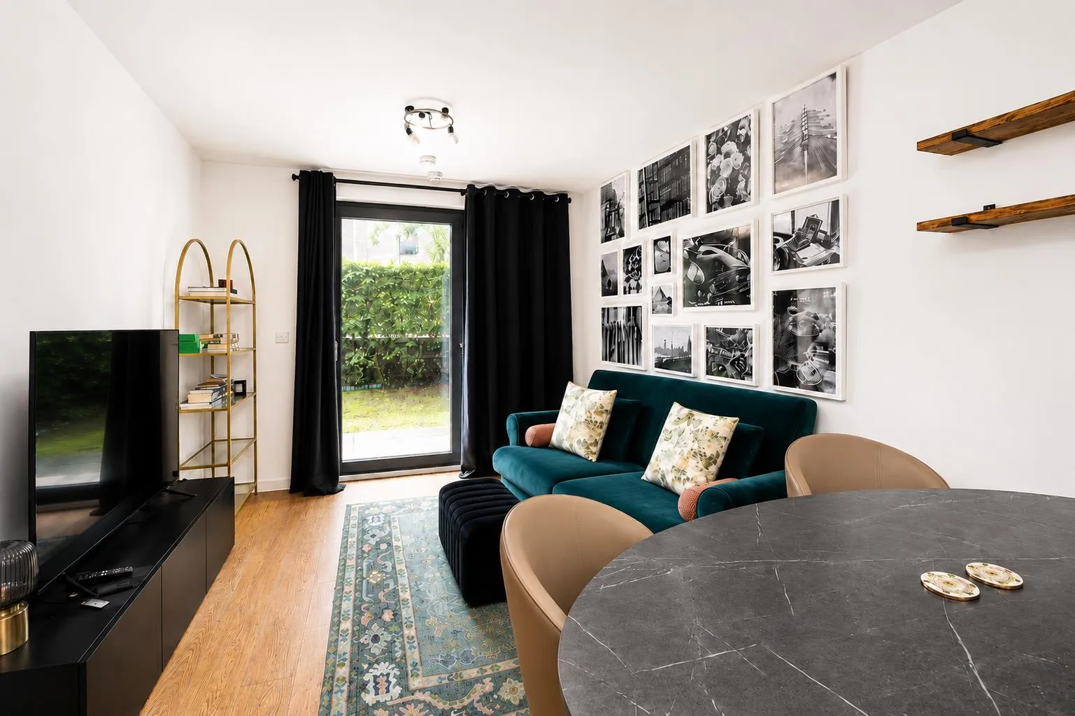 Flat Putney Hill in Greater London