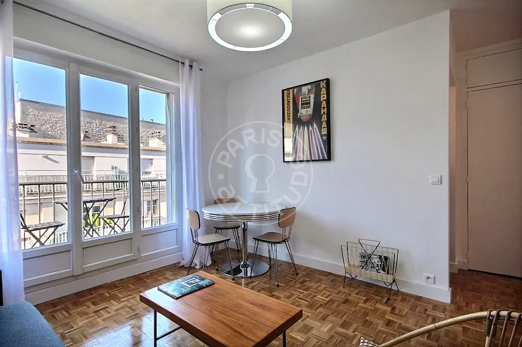 Appartement Rue Joseph Sansbœuf à Paris