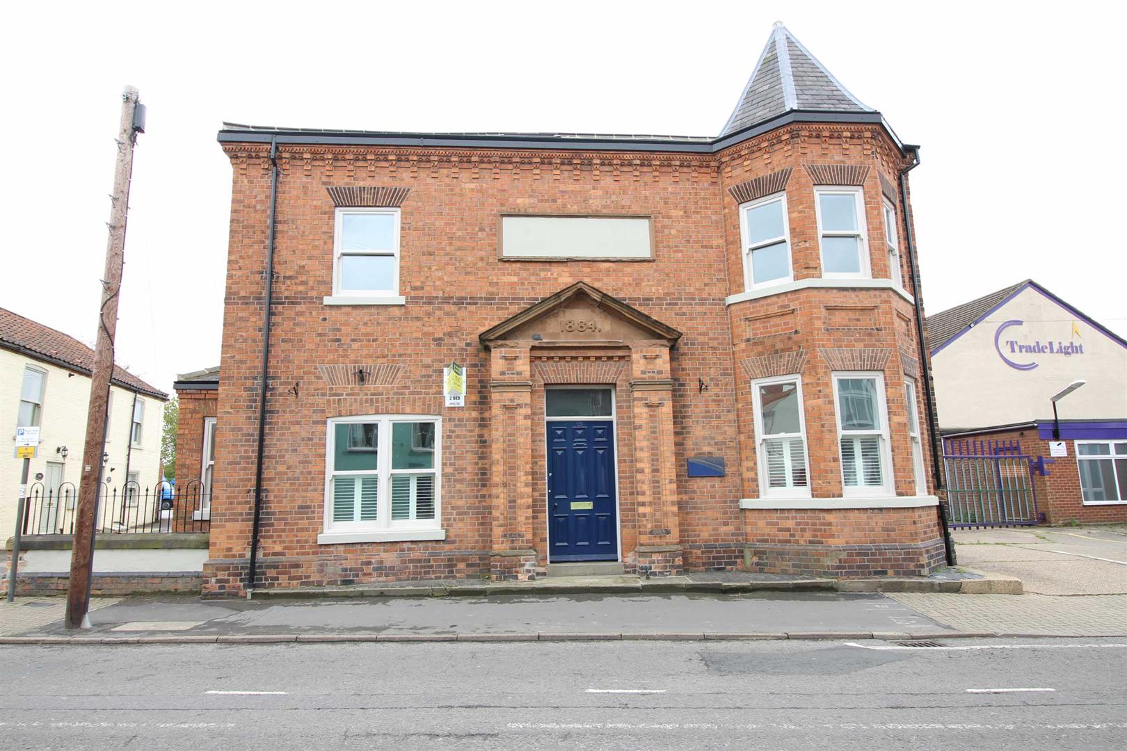 Flat Queen Street in West Lindsey