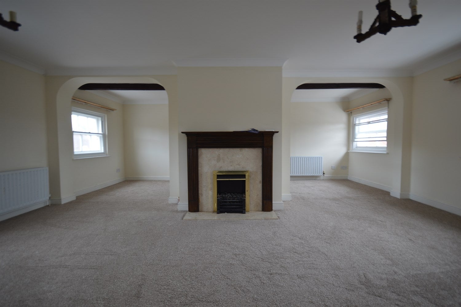 Flat Velyn Avenue in Chichester