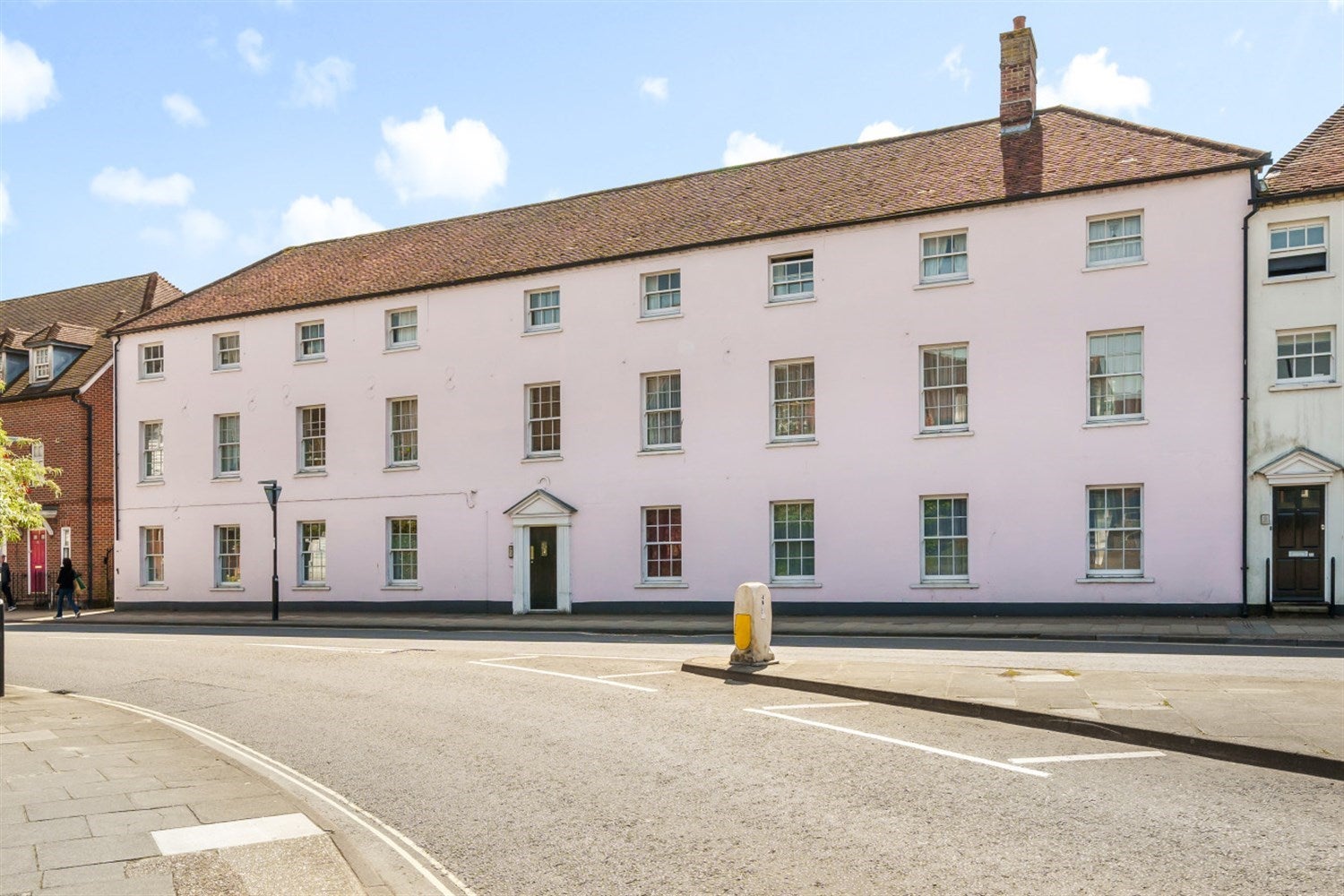 Flat Velyn Avenue in Chichester