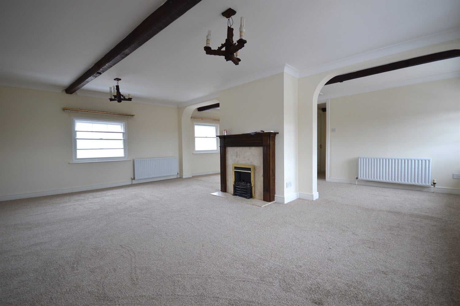 Flat Velyn Avenue in Chichester