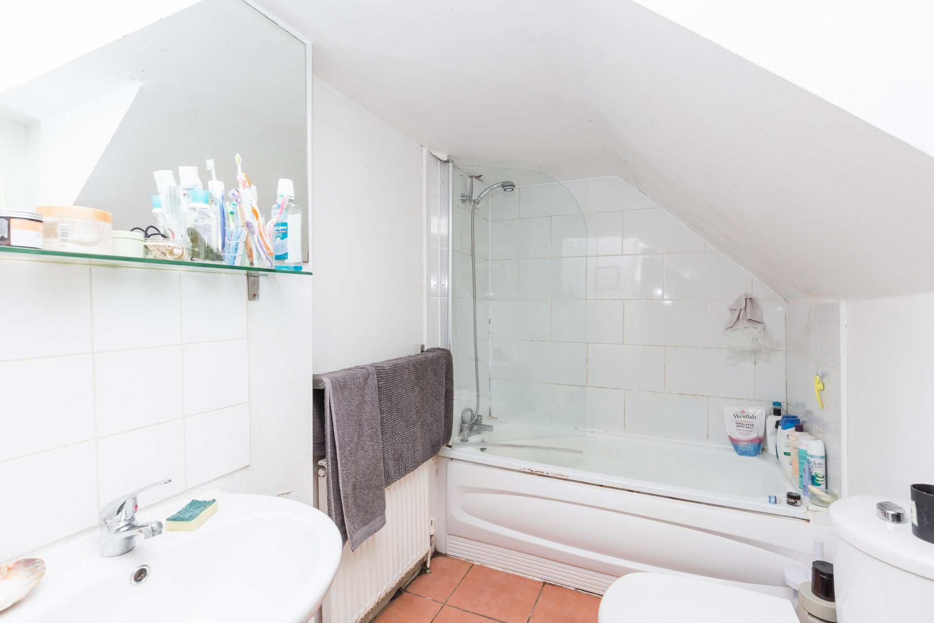 Flat Kingsland Road in Greater London