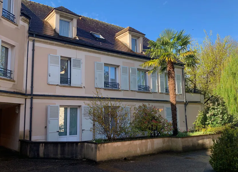 Flat Rue Alphonse Pécard in Gif-sur-Yvette