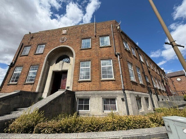 Flat Upper Bond Street in Hinckley and Bosworth