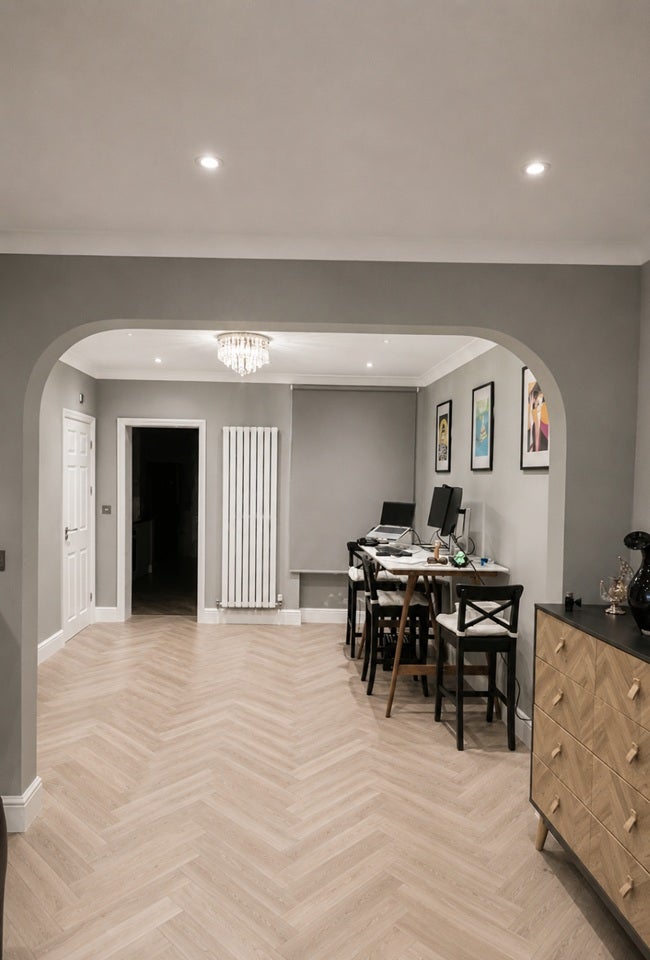 House Melrose Road in Greater London