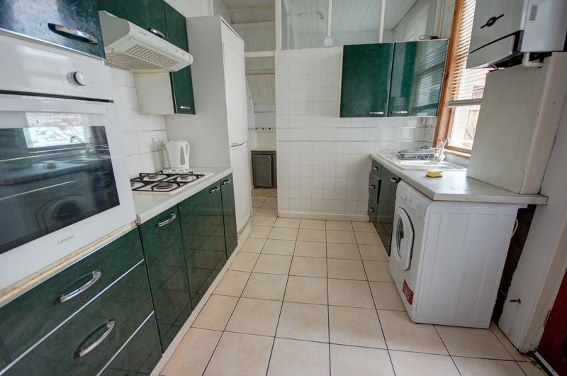 Flat Glenthorn Road in Newcastle upon Tyne
