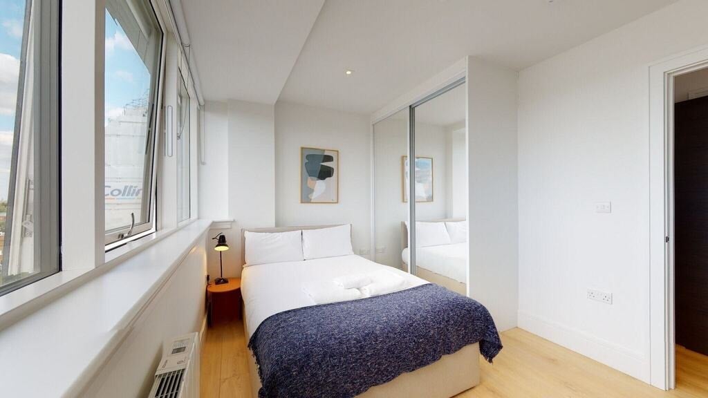 Flat Humphry Repton Lane in Greater London