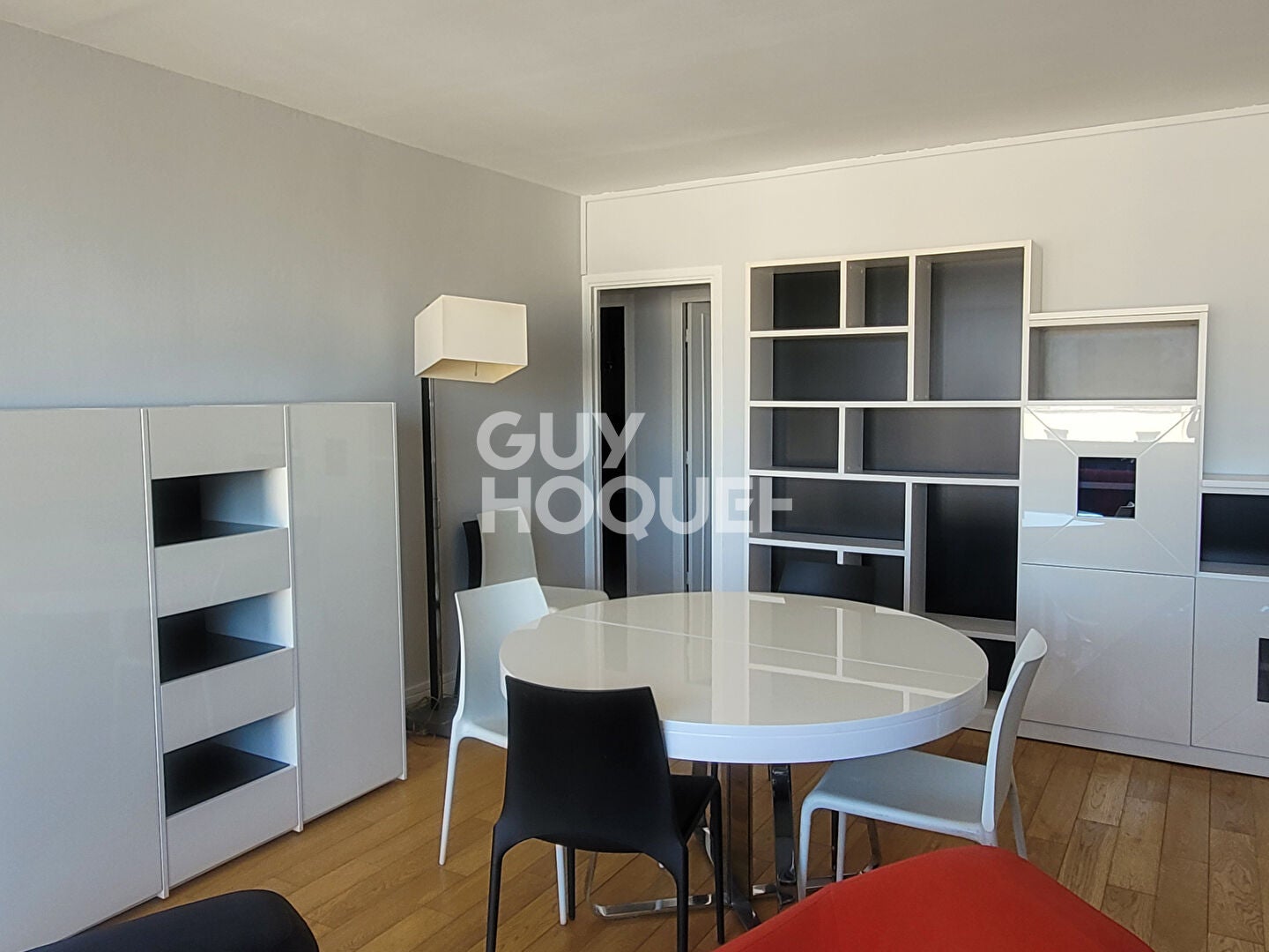 Appartement Rue Augustin Thierry à Paris