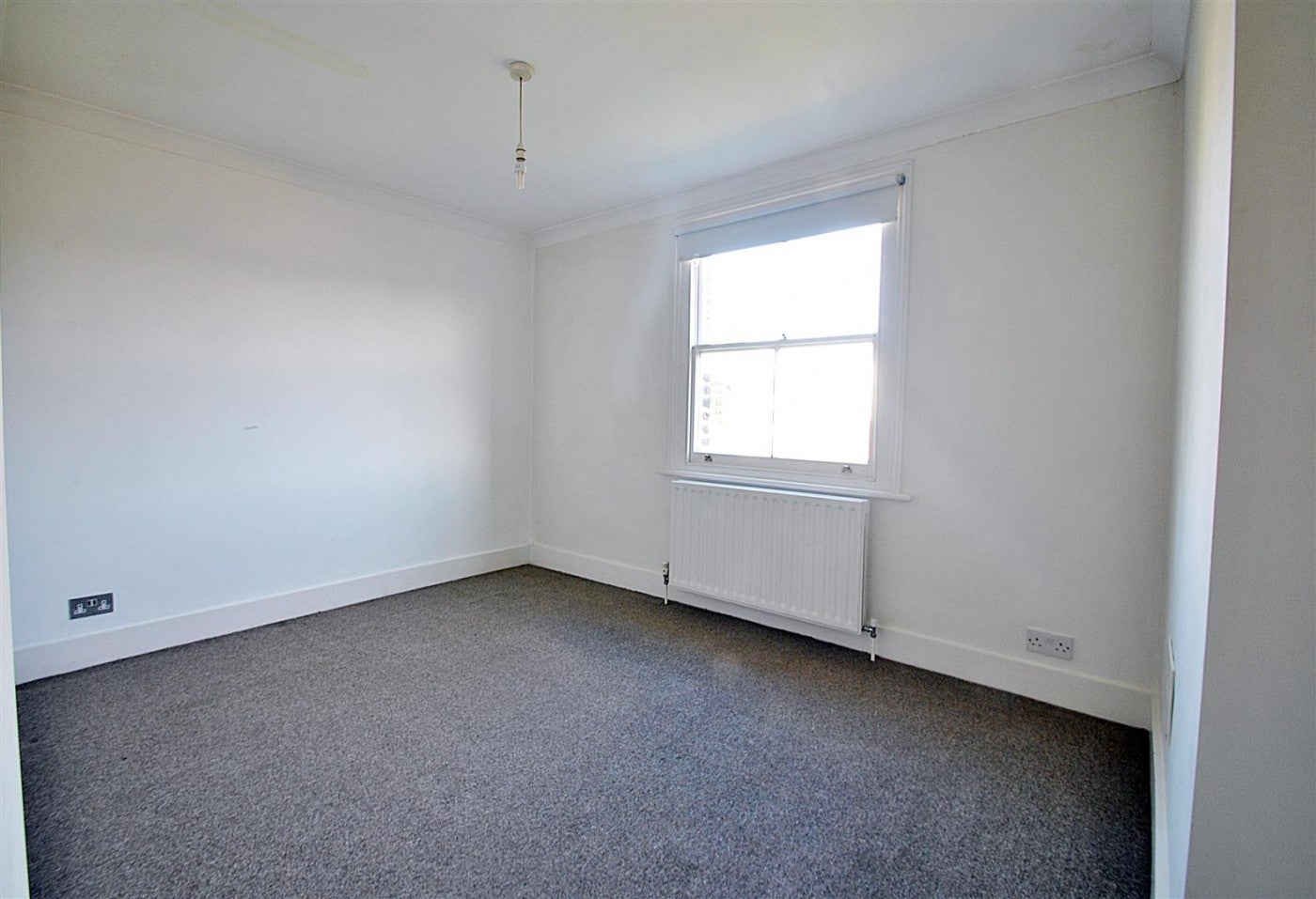 Flat Winchester Avenue in Greater London