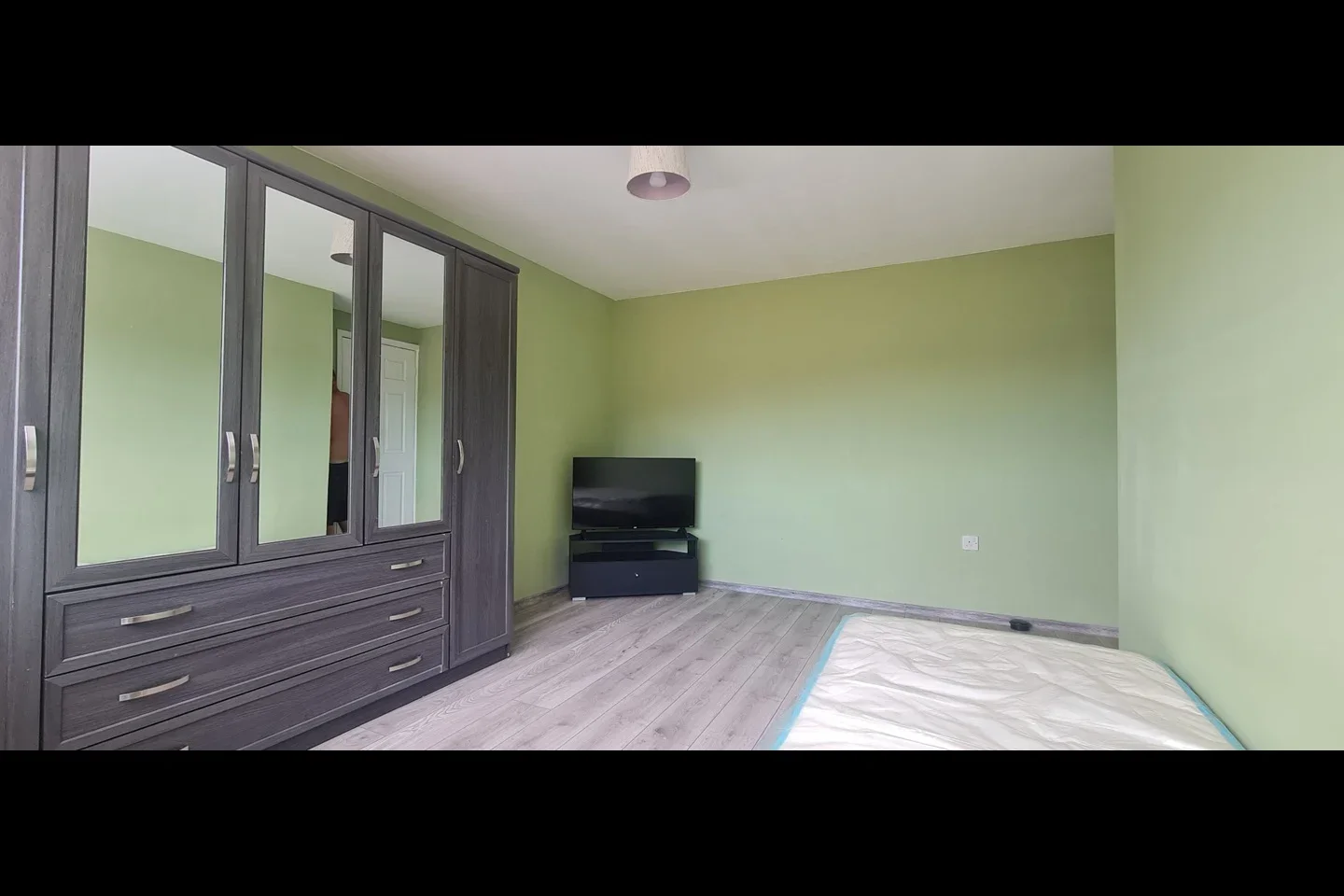 Room Bardsey Gardens in Nottingham