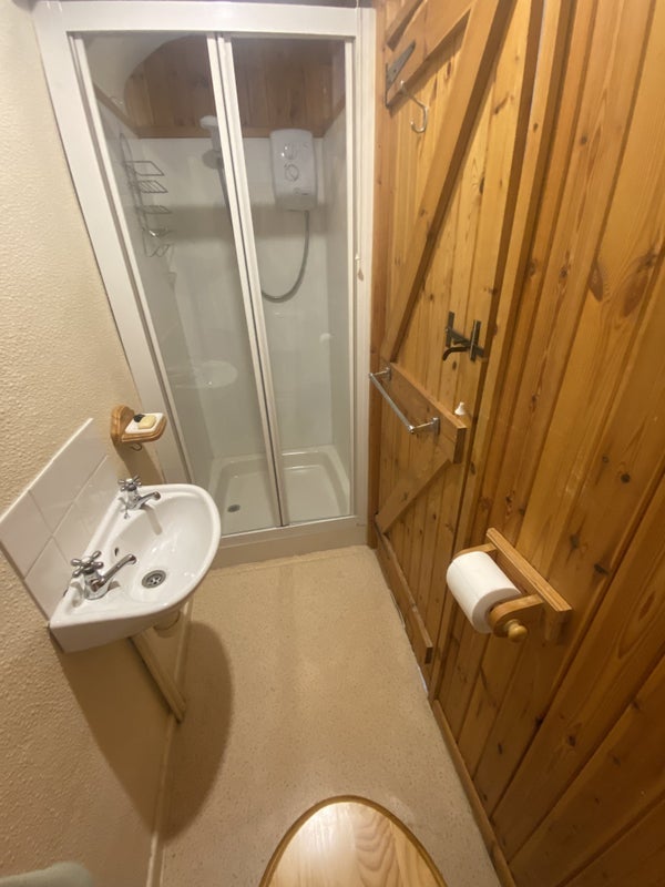 Room Barton Road in Winscombe
