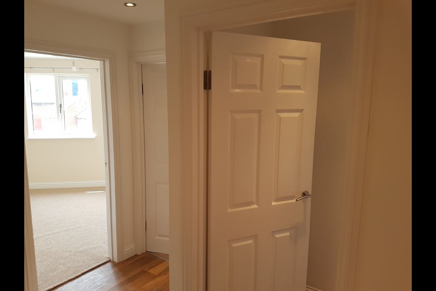 Flat Saint Nicholas Road in Bristol
