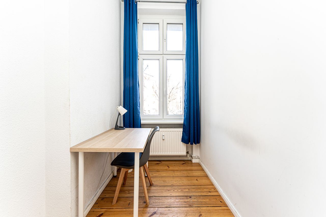 Zimmer Bornholmer Straße in Berlin