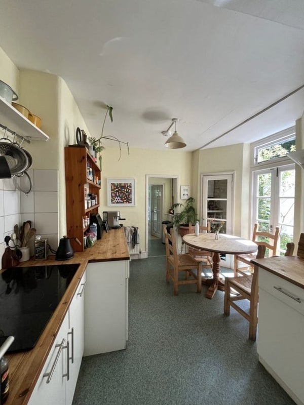 Room Medora Road in Greater London