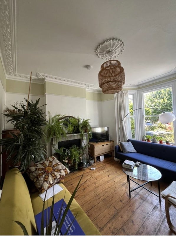 Room Medora Road in Greater London