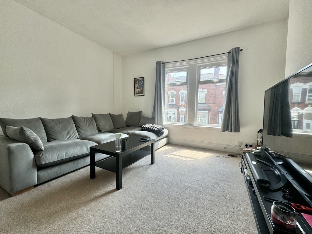 Flat Bournville Lane in Birmingham