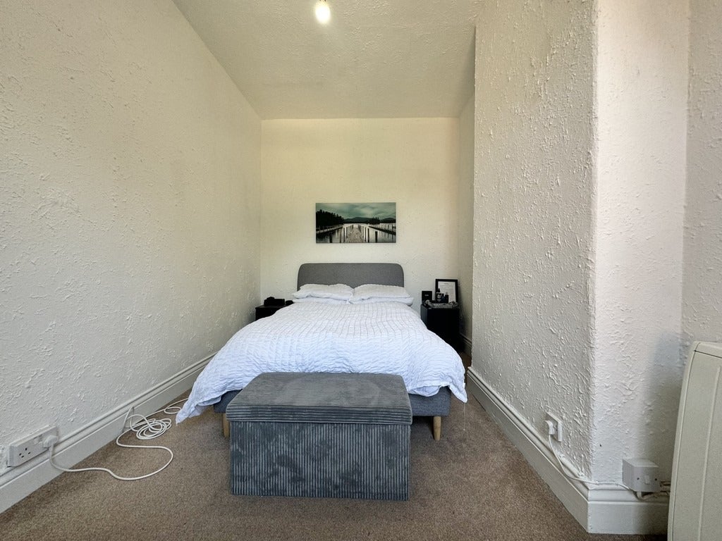 Flat Bournville Lane in Birmingham
