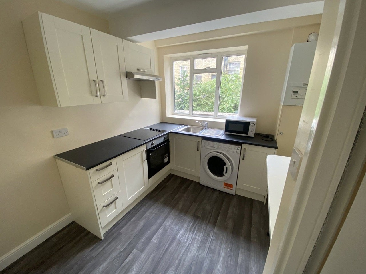 Flat Wynyatt Street in Greater London