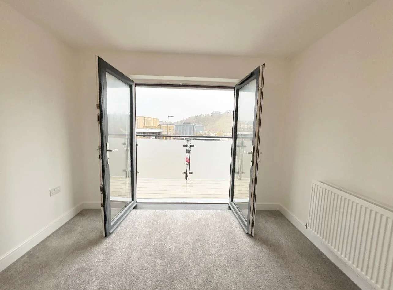 Flat Cherry Blossom in Ebbsfleet Garden City