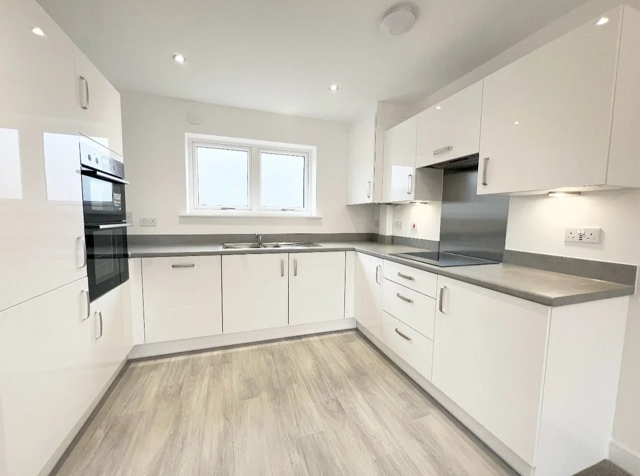 Flat Cherry Blossom in Ebbsfleet Garden City