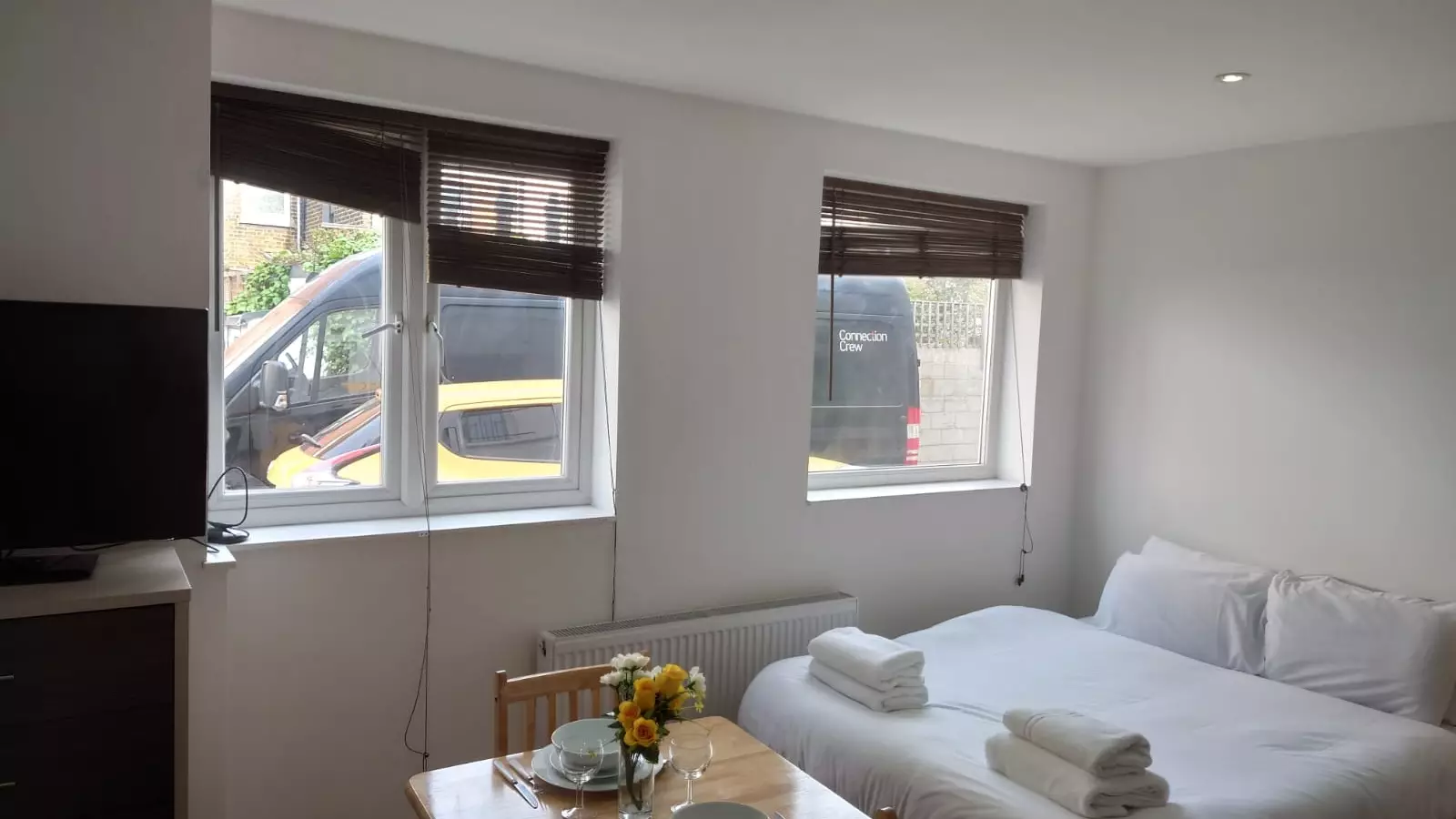 Flat Achillies Close in Greater London