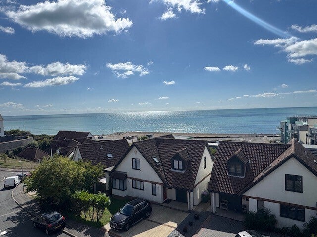 House Battery Point in Folkestone and Hythe District