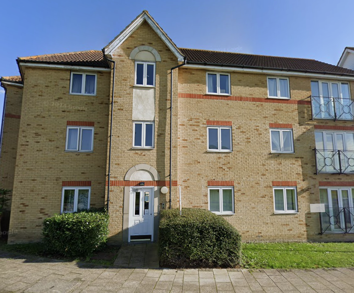Flat Hill View Drive in Greater London