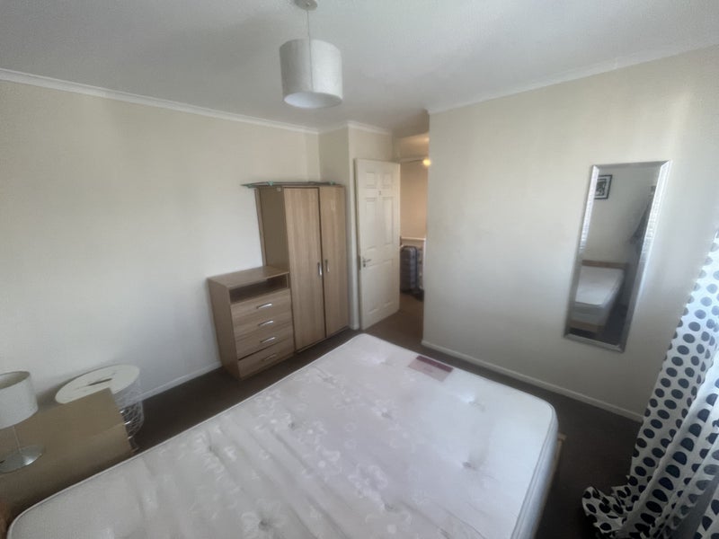 Room Brockworth in Yate
