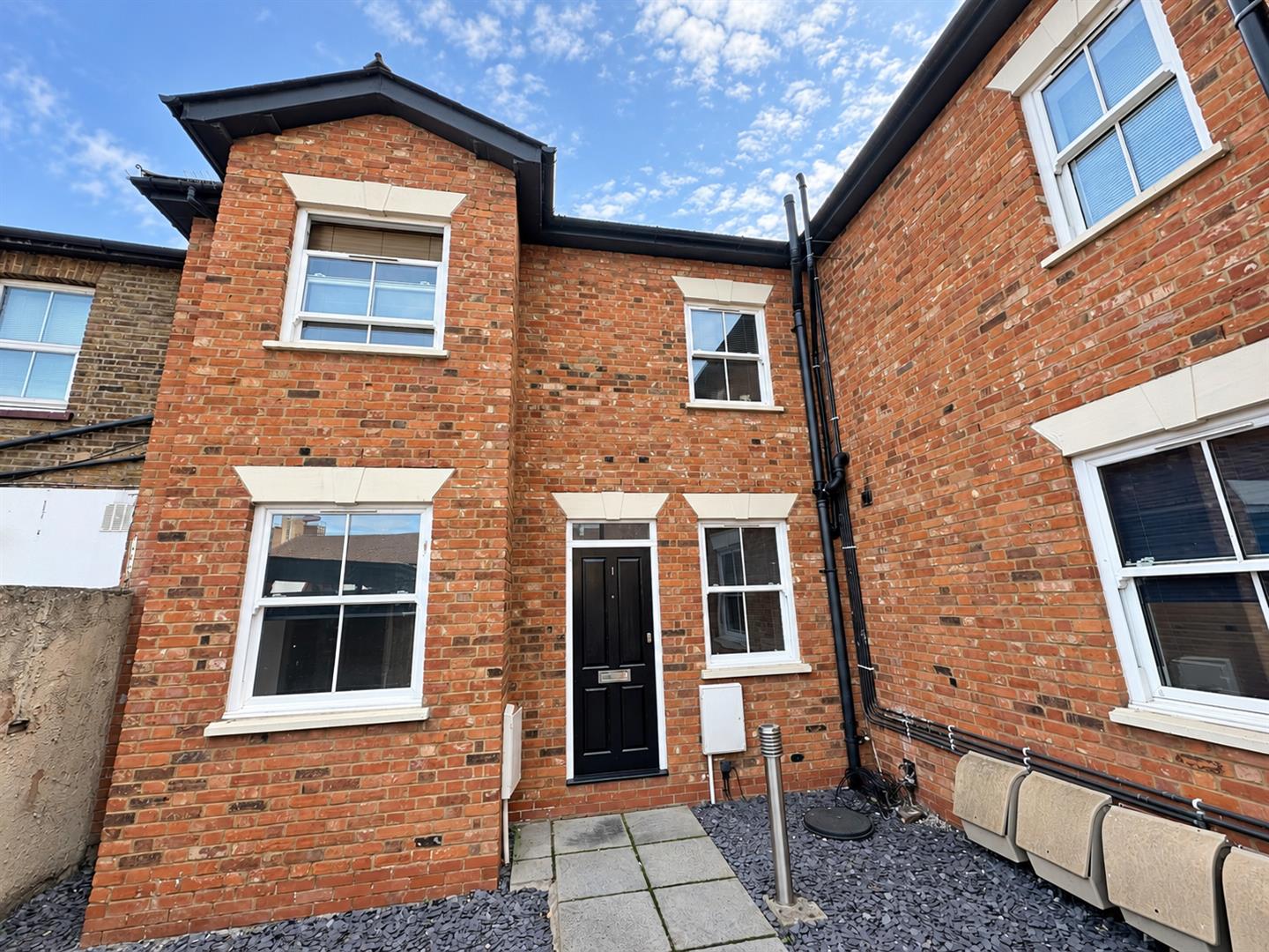 Flat Langley Road in Watford