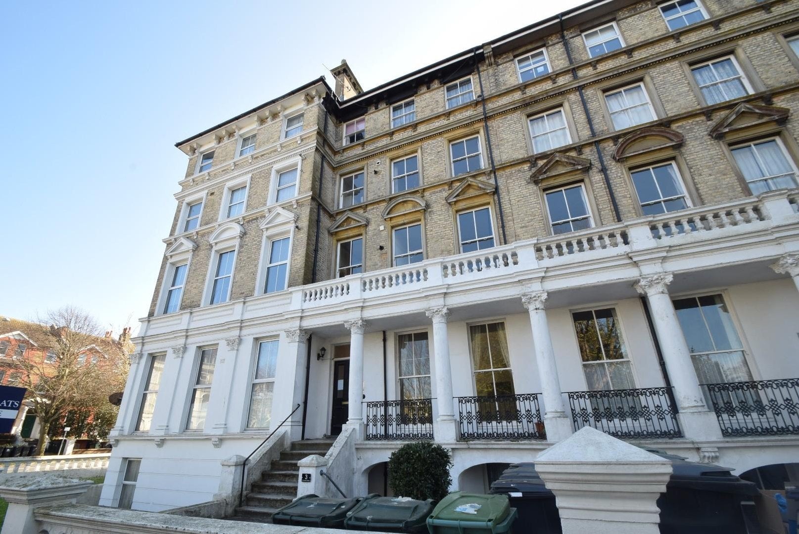 Flat St Anne's Road in Eastbourne