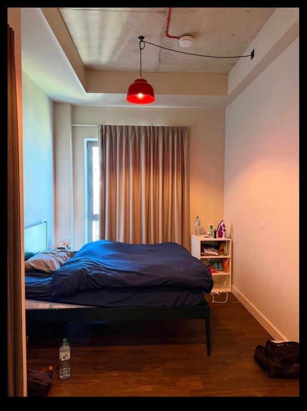 Room Atlantic Crescent in Greater London