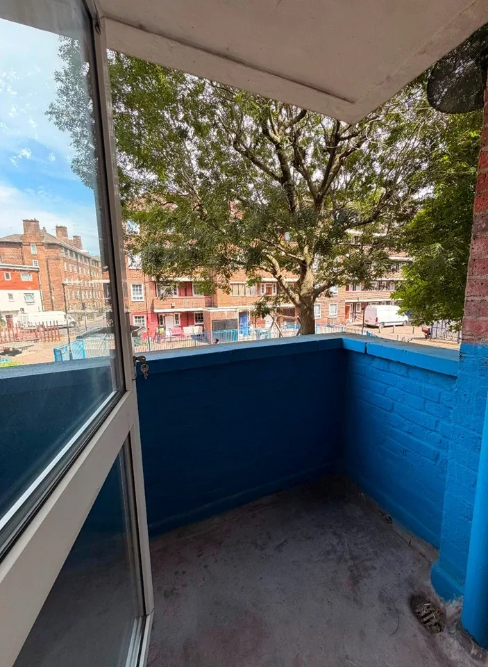 Room Hanbury Street in Greater London