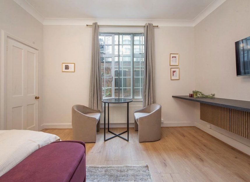 Flat Hallam Street in City of Westminster